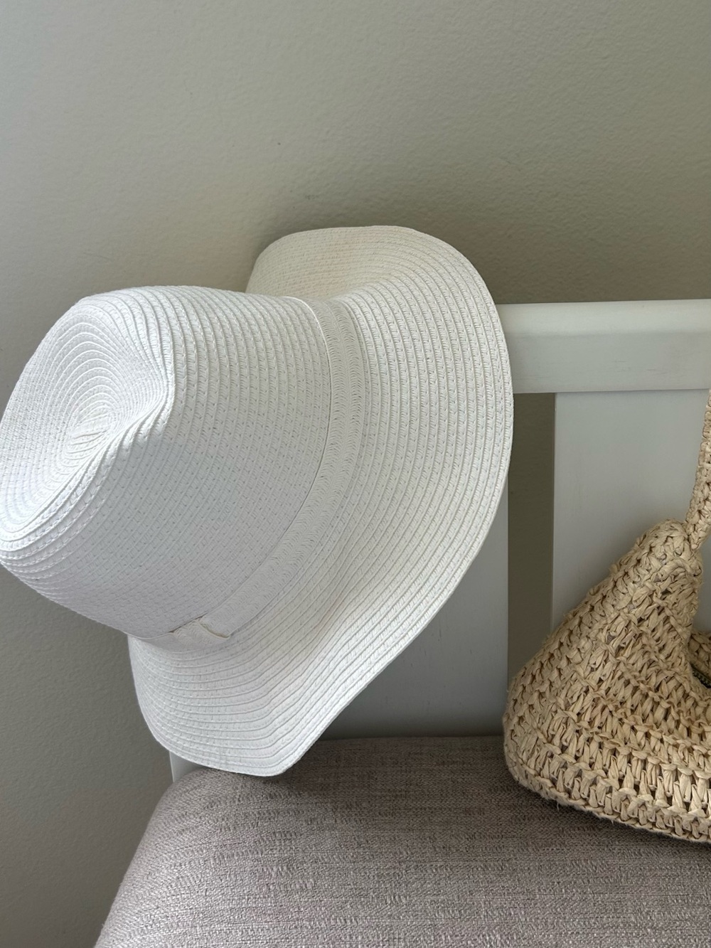 Shade & Shore White Summer Hat